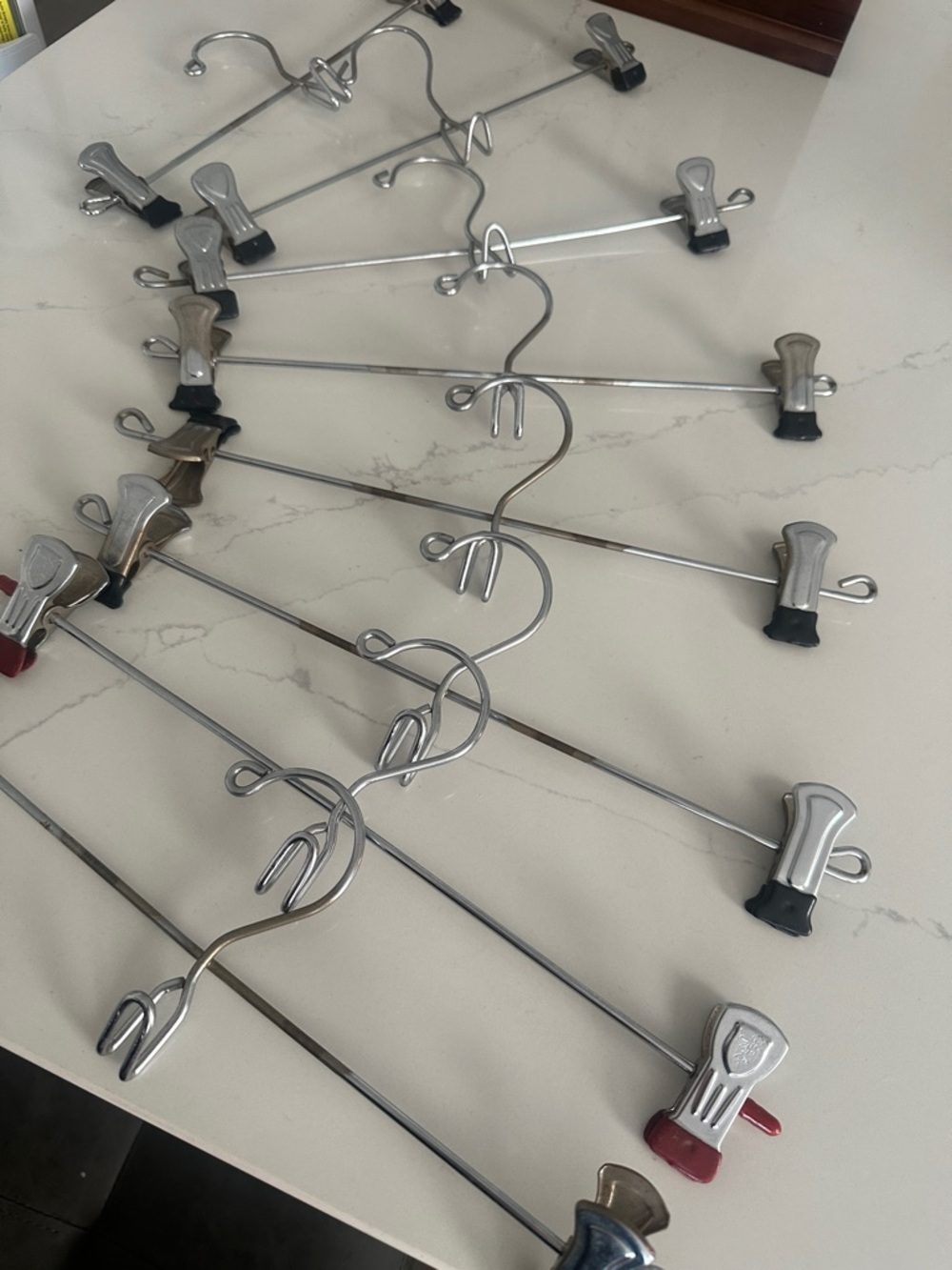 Set of 8 Metal Skirt/Pant Hangers with Clips - Silver - Picture 13 of 13